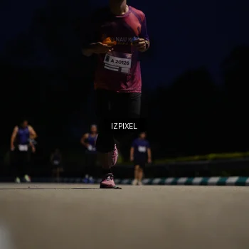 Runner Photo 7421210