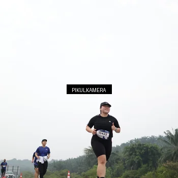 Runner Photo 7421241