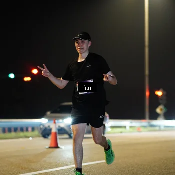 Runner Photo 7421243