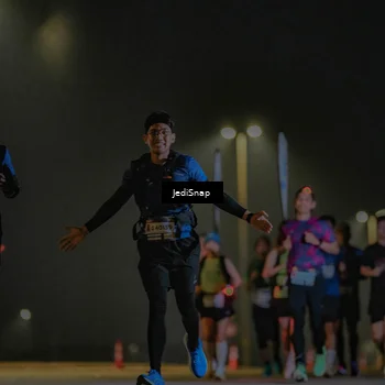 Runner Photo 7421247