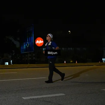Runner Photo 7421280