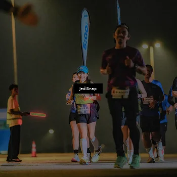 Runner Photo 7421287