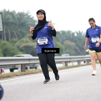 Runner Photo 7421397
