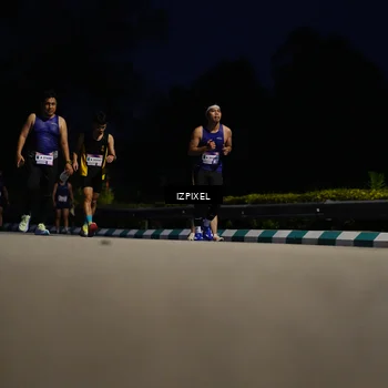 Runner Photo 7421398