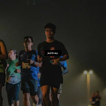 Runner Photo 7421407