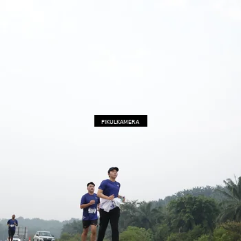 Runner Photo 7421428