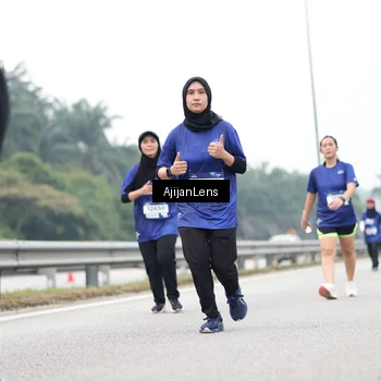 Runner Photo 7421455