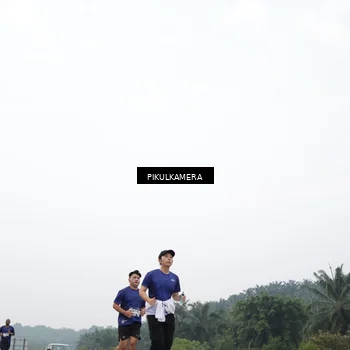 Runner Photo 7421456