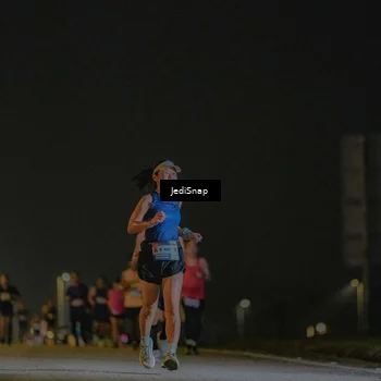 Runner Photo 7421469