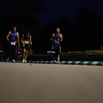 Runner Photo 7421502