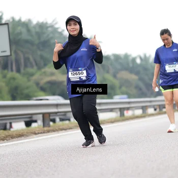 Runner Photo 7421504