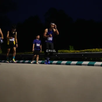 Runner Photo 7421609