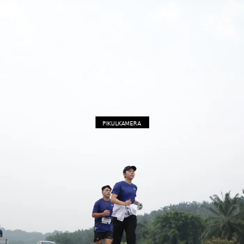Runner Photo 7421671