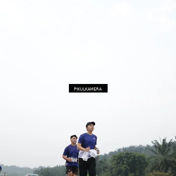 Runner Photo 7421689