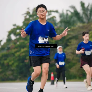 Runner Photo 7421693