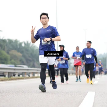 Runner Photo 7421697