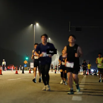 Runner Photo 7421768