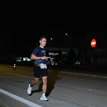 Runner Photo 7421786