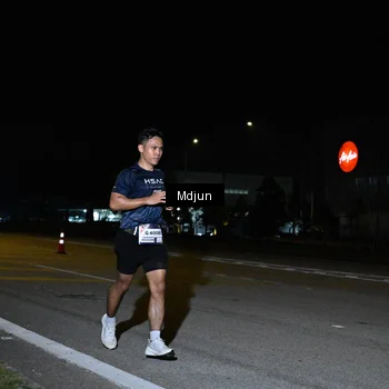 Runner Photo 7421788