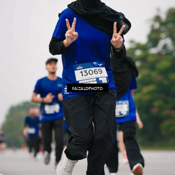 Runner Photo 7422187
