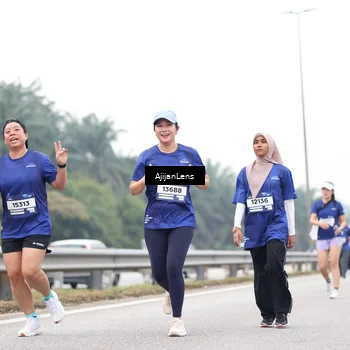 Runner Photo 7422204