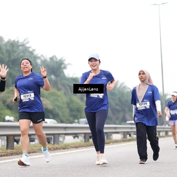 Runner Photo 7422212