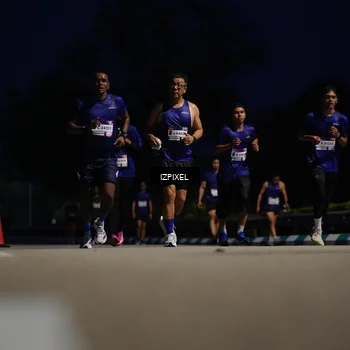 Runner Photo 7422224