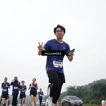 Runner Photo 7422696