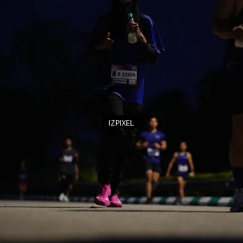 Runner Photo 7422702