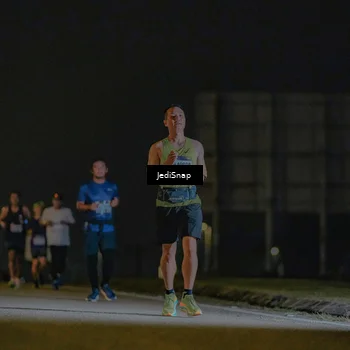 Runner Photo 7422710