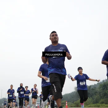Runner Photo 7422718