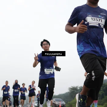Runner Photo 7422725