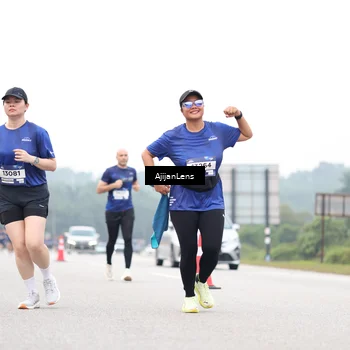 Runner Photo 7422746
