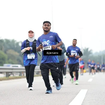 Runner Photo 7422767