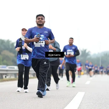 Runner Photo 7422776