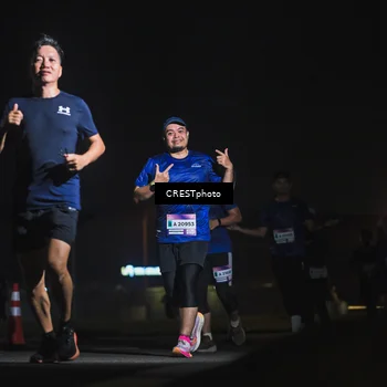 Runner Photo 7422811