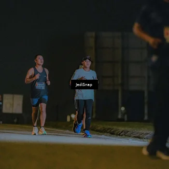 Runner Photo 7422815