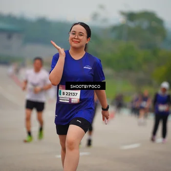 Runner Photo 7423028