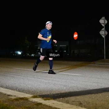 Runner Photo 7423049