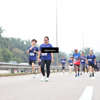 Runner Photo 7423071
