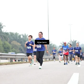 Runner Photo 7423073