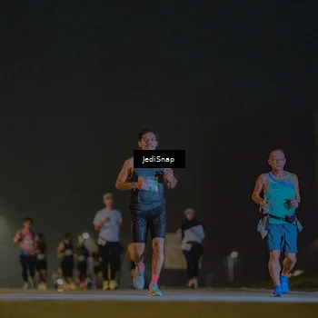 Runner Photo 7423111