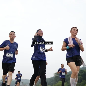Runner Photo 7423120