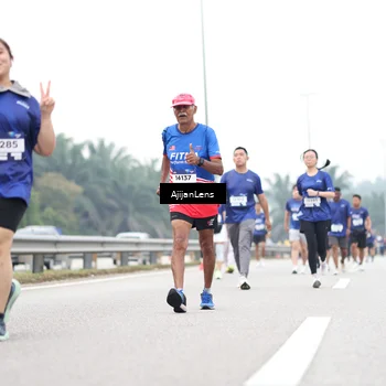 Runner Photo 7423245