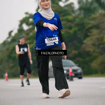 Runner Photo 7423387