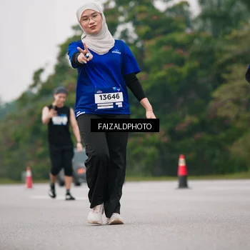 Runner Photo 7423388