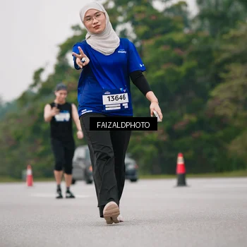 Runner Photo 7423390