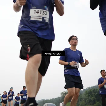 Runner Photo 7423396