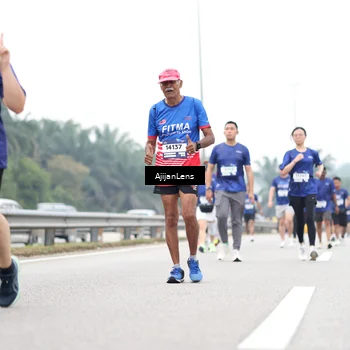 Runner Photo 7423401
