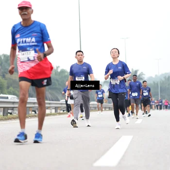 Runner Photo 7423413